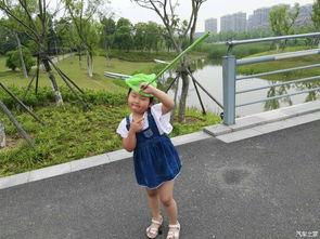 吃瓜光雨组合,揭秘娱乐圈的甜蜜瓜田与浪漫雨季