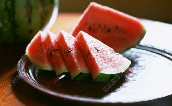 吃网纹瓜可以喝酒吗,尽享夏日风情